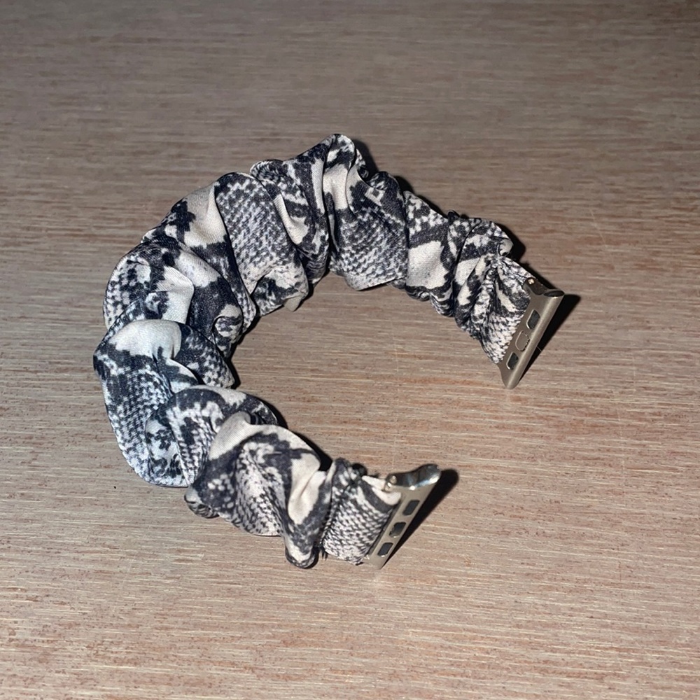 Apple Watch band | Scrunchie